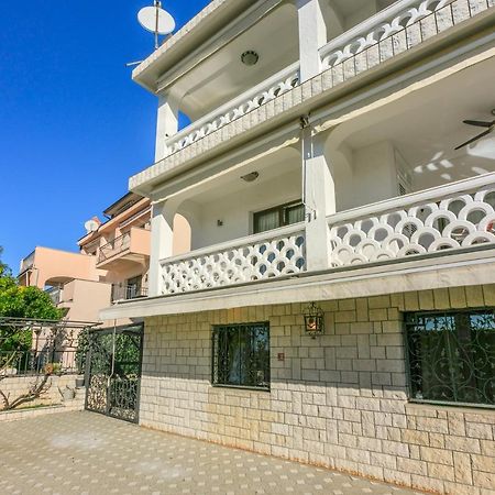 Apartment Eni Selce Esterno foto