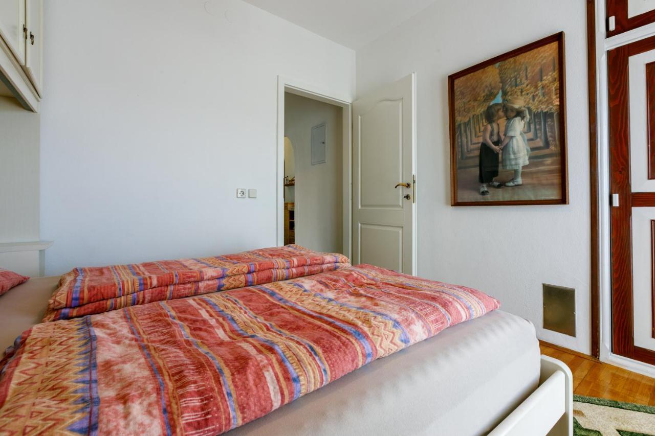 Apartment Eni Selce Esterno foto